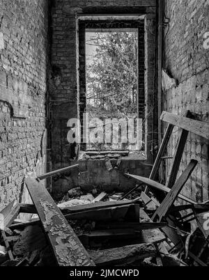 Lieu perdu, ruine abandonnée, Noir et blanc, intérieur, clinique pulmonaire et Sanatorium, Beelitz, Brandebourg, Allemagne Banque D'Images