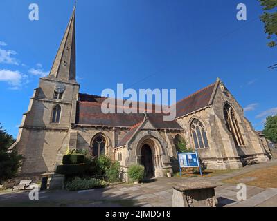 Église paroissiale Saint-Laurent, The Shambles, Stroud, Gloucestershire, Angleterre, ROYAUME-UNI, GL5 1AP Banque D'Images