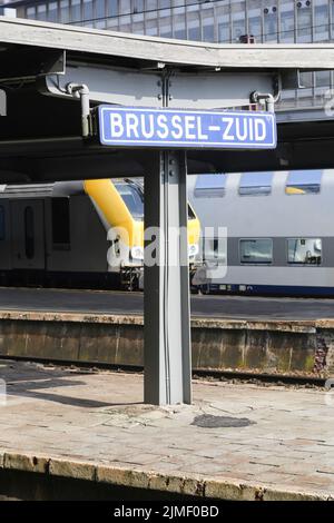 Gare de Bruxelles Sud Banque D'Images