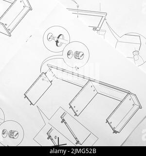 Instructions d'assemblage des meubles avec toutes les pièces individuelles existantes Banque D'Images