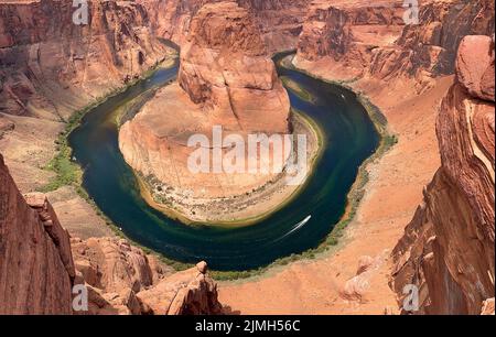 Horseshoe Bend sur le fleuve Colorado près de page Arizona le matin ensoleillé tard Banque D'Images