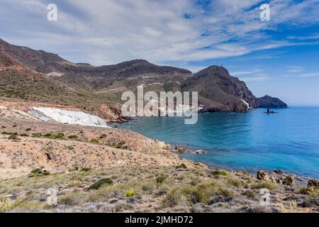 La côte sauvage et sauvage de la réserve naturelle de Cabo de Gata en Andalousie Banque D'Images