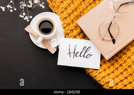 Bonjour message tasse café Banque D'Images