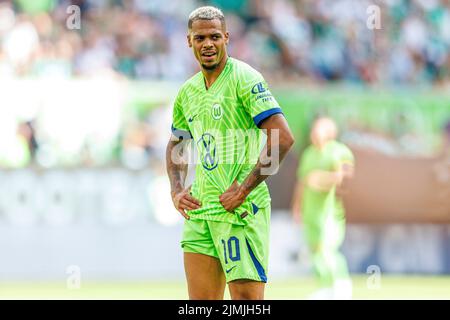 Wolfsburg, Allemagne. 06th août 2022. Firo : 08/06/2022, football, 1st ligue, 1st Bundesliga, Saison 2022/2023, VfL Wolfsburg - SV Werder Bremen Lukas Nmecha (VfL Wolfsburg) demi-chiffre, crédit: dpa/Alay Live News Banque D'Images