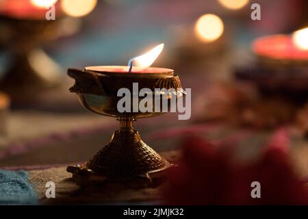 Le festival Diwali illumine la tradition Banque D'Images
