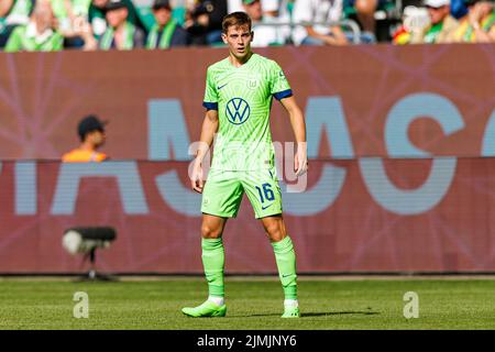 Wolfsburg, Allemagne. 06th août 2022. Firo : 08/06/2022, football, 1st ligue, 1st Bundesliga, Saison 2022/2023, VfL Wolfsburg - SV Werder Bremen Jakub Kaminski (VfL Wolfsburg) chiffre entier, crédit: dpa/Alay Live News Banque D'Images