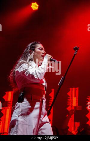 3 août 2022, Bassano del Grappa, Italie: ELISA - Retour au futur circuit en direct - Bassano del Grappa. La chanteuse italienne Elisa se produit à Bassano del Grappa, avec sa tournée « Retour au futur », dédiée à la protection de l'environnement. (Credit image: © Mimmo Lamacchia/Pacific Press via ZUMA Press Wire) Banque D'Images