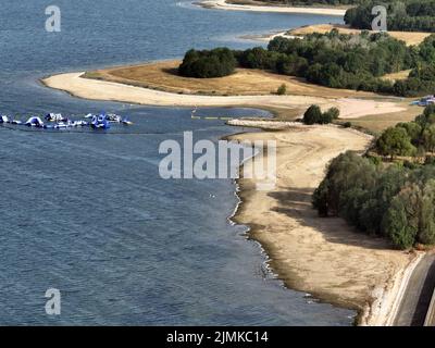 Grafham, Royaume-Uni. 04th août 2022. Les niveaux d'eau sont inférieurs à la normale au réservoir d'eau de Grafham, mais l'eau d'Anglian n'a pas introduit une interdiction d'infiltration d'eau, malgré la faible pluviométrie et l'un des juillet les plus secs jamais enregistrés. Grafham Water, près de Huntingdon, Cambridgeshire, Royaume-Uni, on 4 août, 2022 crédit : Paul Marriott/Alay Live News Banque D'Images