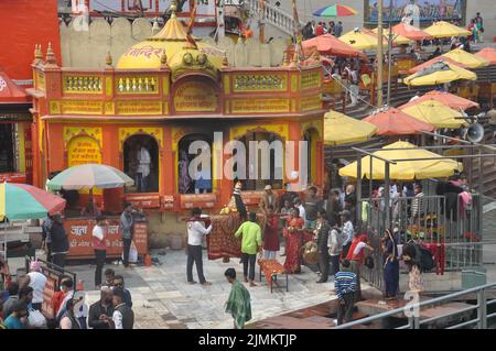 Haridwar, Uttarakhand, Inde - 02 25 2022 : temple Ganga Ghat à Har Ki Pauri Banque D'Images