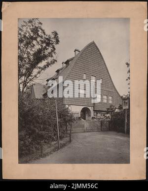 Poelzig Hans (1869-1936), exposition artistique et commerciale 1904 à Wroclaw. Maison individuelle familiale (1904): côté entrée. Photo sur carton, 42,9 x 34,9 cm (y compris les bords de numérisation) Banque D'Images