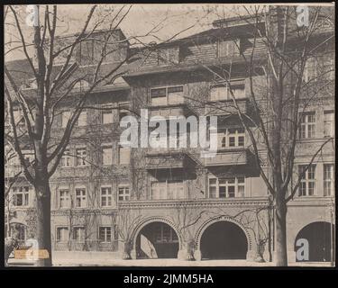 Poelzig Hans (1869-1936), groupe résidentiel Lauterbach à Breslau (1909-1910): Vue sur la rue avec arcades. Photo sur carton, 48,6 x 60,8 cm (y compris les bords de numérisation) Banque D'Images