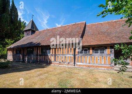 L'église paroissiale de Mattingley, une église à pans de bois classée de catégorie I avec briquetage d'os de hareng dans le village de Mattingley, Hampshire, Angleterre, Royaume-Uni Banque D'Images