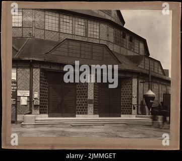 Poelzig Hans (1869-1936), exposition et tour d'eau, Poznan (1910-1910): Entrée avec vue extérieure. Photo sur papier, 28,1 x 33,8 cm (bords de numérisation inclus) Banque D'Images