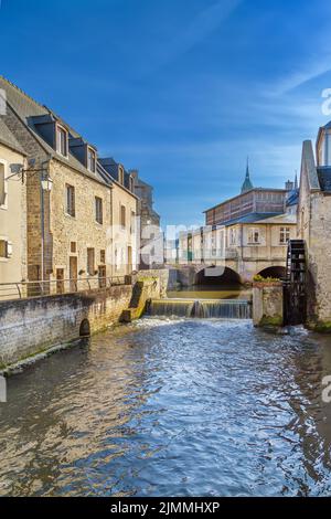 Rivière Aure à Bayeux, France Banque D'Images