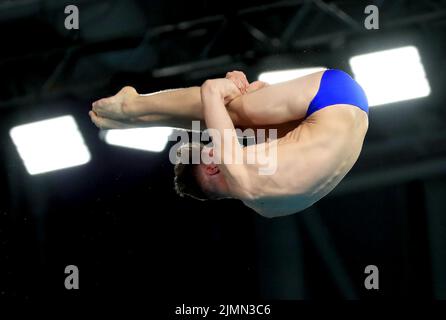 Angus Menmuir, en Écosse, en action lors de la préparation de la plate-forme hommes 10m au Sandwell Aquatics Centre le dix jour des Jeux du Commonwealth 2022 à Birmingham. Date de la photo: Dimanche 7 août 2022. Banque D'Images