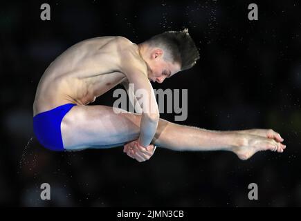 Angus Menmuir, en Écosse, en action lors de la préparation de la plate-forme hommes 10m au Sandwell Aquatics Centre le dix jour des Jeux du Commonwealth 2022 à Birmingham. Date de la photo: Dimanche 7 août 2022. Banque D'Images