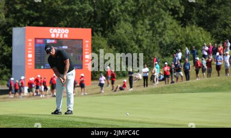 Le Callum Shinkwin d'Angleterre met sur le vert 18th pendant le quatrième jour de l'Open de Cazoo Wales au Celtic Manor Resort à Newport, pays de Galles. Date de la photo: Dimanche 7 août 2022. Banque D'Images