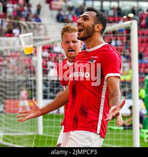 ALKMAAR - Vangelis Pavlidis d'AZ Alkmaar célèbre l'année 1-0 lors du match néerlandais entre AZ Alkmaar et les aigles Vas-y au stade AFAS de 7 août 2022 à Alkmaar, aux pays-Bas. ANP ED DU POL Banque D'Images