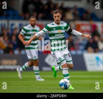 6th août 2022 ; Victoria Park, Dingwall, Écosse, Scottish Premier League football, Ross County versus Celtic FC ; Josip Juranovic du Celtic Banque D'Images