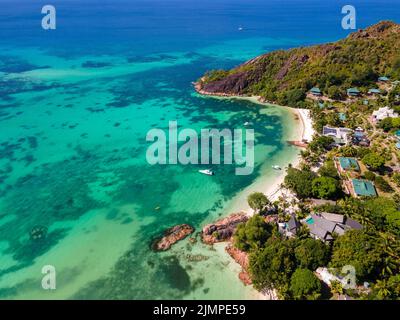 Praslin Seychelles île tropicale avec des plages de sable et des palmiers, plage de l'Anse Volbert Seychelles Banque D'Images