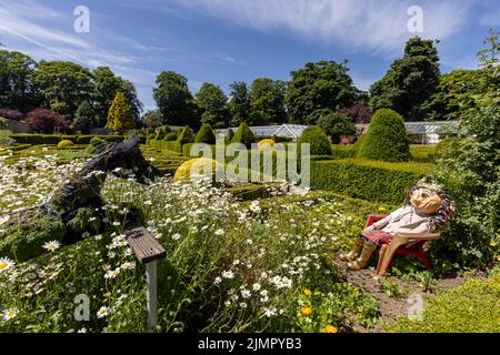 Le jardin clos de Sewerby Hall and Gardens, une maison de campagne géorgienne près de Bridlington, East Yorkshire, Angleterre, Royaume-Uni Banque D'Images