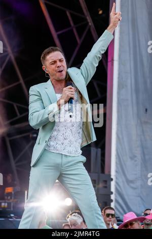 Ville de Brighton et Hove, Jake Shears anciennement des Scissor Sisters en représentation à Brighton Pride 2022, nous sommes Fabuloso. 7th août 2022 Banque D'Images