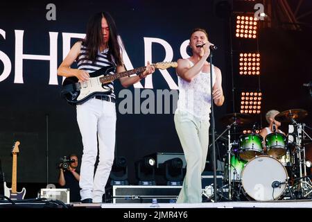 Ville de Brighton et Hove, Jake Shears anciennement des Scissor Sisters en représentation à Brighton Pride 2022, nous sommes Fabuloso. 7th août 2022 Banque D'Images