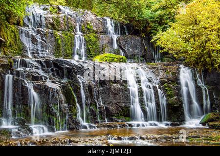 Chutes de Purakuunui. Les cascades Banque D'Images