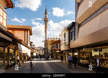 Rue de Konya avec de nombreux magasins de bijoux Banque D'Images