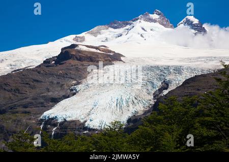 Volcan Tronador et glaciers d'Alerce et de Castano Overa Banque D'Images