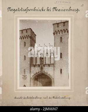 Architecte inconnu, pont de Nogat près de Marienburg (sans dat.): Tours de vue. Photo sur carton, 35,6 x 29,7 cm (y compris les bords de numérisation) N.N. : Umbau der Alten Nogatbrücke, Marienburg Banque D'Images