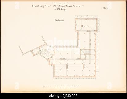 Architecte inconnu, séminaire d'enseignants à Osterburg (env 1888): Plan de plancher DG. Lithographie colorée sur papier, 50 x 68,7 cm (y compris les bords de numérisation) N.N. : Lehrerséminaire, Osterburg Banque D'Images