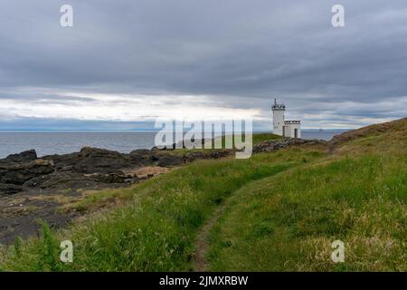 Vue sur le phare d'Elie sur le Firth of Forth en Écosse Banque D'Images