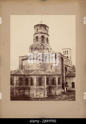 Photographe inconnu, église, Issoire (sans date): Vue est. Photo sur carton, 46,4 x 34 cm (y compris les bords de numérisation) Banque D'Images