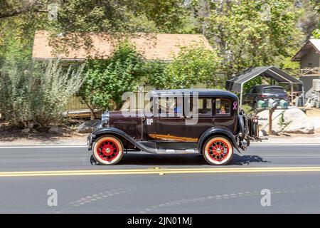 Three Rivers, Etats-Unis - 21 mai 2022: Ancien modèle classique de Ford Une voiture (1927-31) prêt à conduire. Banque D'Images