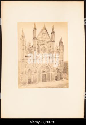 Photographe inconnu, église (sans date): Vue de la façade du portail. Photo sur carton, 45,6 x 32,8 cm (y compris les bords de numérisation) N.N. : Kirche Banque D'Images