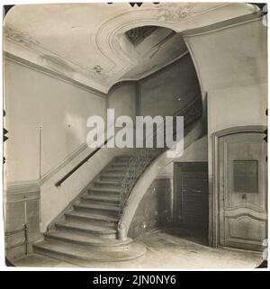 Royal Prussian Measuring Picture, Haus Breite Straße 5, Berlin (sans dat.): Vue sur l'escalier. Photo, 19,6 x 19,6 cm (y compris les bords de balayage) Königlich Preußische Messbild-Anstalt: Haus Breite Straße 5, Berlin (ohne DAT.) Banque D'Images