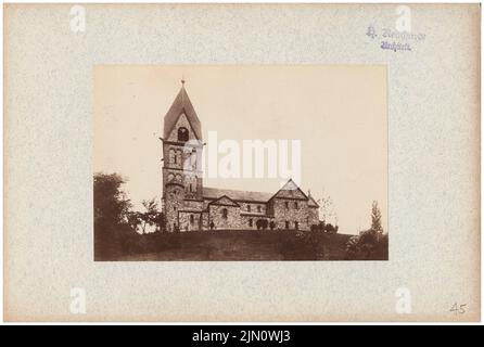 Photographe inconnu, église (sans date): Vue. Photo sur carton, 16,5 x 24,5 cm (y compris les bords de numérisation) Unbek. Fotograf : Kirche (ohne DAT.) Banque D'Images