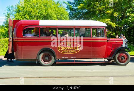 1933 rouge bordeaux vintage Crossville 716 Motor services single decker Leyland Cub bus à Beamish County Durham Banque D'Images