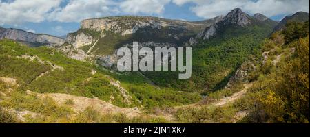 La gorge du Verdon est un canyon situé dans la région Provence-Alpes-Côte d'Azur du Sud-est de la France. Banque D'Images