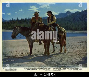 RANDOLPH SCOTT et JOEL McCrea en ARMES DANS L'APRÈS-MIDI (Royaume-Uni) / RIDE THE HIGH COUNTRY 1962 Director SAM PECKINPAH écrit par N.B. Stone Jr Metro Goldwyn Mayer Banque D'Images