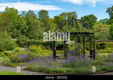 Jardin clos au château de Dunvegan, île de Skye, Écosse Banque D'Images