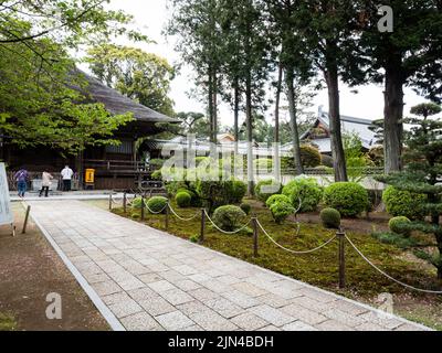 Nankoku, préfecture de Kochi, Japon - 6 avril 2018 : sur le terrain de Kokubunji, temple numéro 29 du pèlerinage de Shikoku Banque D'Images