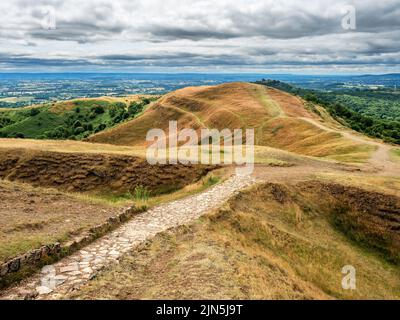 Vue vers le sud depuis le sommet de Herefordshire Beacon ou British Camp dans les collines de Malvern AONB Angleterre Banque D'Images