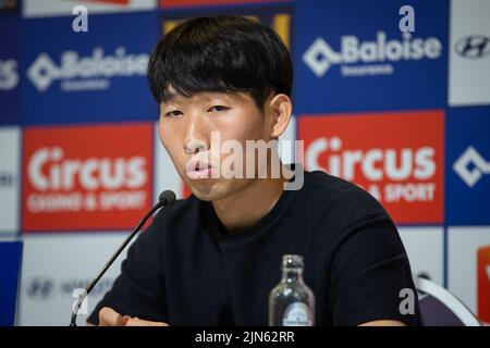 Gent. Belgique, 09 août 2022, le joueur de KAA Gent Hyunseok Hong (Hongy) photographié lors de la signature de son contrat au club de football belge KAA Gent, lundi 08 août 2022 à Gand. BELGA PHOTO JAMES ARTHUR GEKIERE Banque D'Images