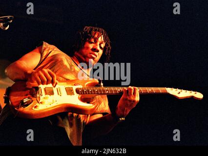 HIRAM BULLOCK GIT. États-Unis, Hiram Law Bullock (11 septembre 1955 Ð 25 juillet 2008) était un guitariste de jazz et de fusion de jazz américain.Guitar, photo Kazimierz Jurewicz Banque D'Images