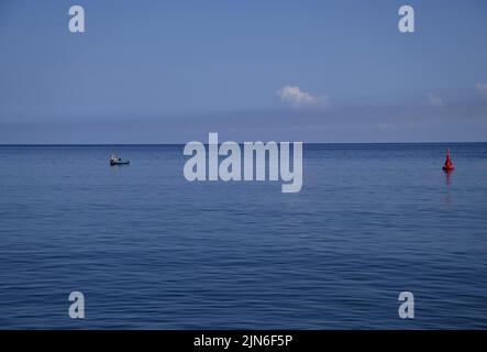 Paysage marin sur le rivage de la baie de Caleta de San Lázaro à la Havane, Cuba. Banque D'Images