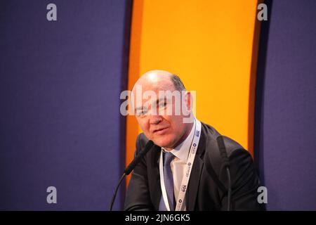 Ian Taylor, PDG de Vitol +Président prenant la parole à la conférence IP week à l'hôtel InterContinental de Park Lane. Il a dirigé avec succès Vitol en 1995-2020 Banque D'Images