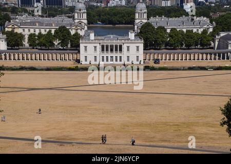 Londres, Royaume-Uni. 9th août 2022. Un Greenwich Park aride et aride se poursuit dans tout le Royaume-Uni, tandis que les vagues de chaleur et les conditions de sécheresse causées par les changements climatiques anthropiques se poursuivent. Credit: Vuk Valcic/Alamy Live News Banque D'Images