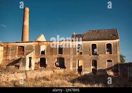 Les ruines du moulin à sucre de San Joaquín, une usine de sucre abandonnée située entre Nerja et Maro dans le sud de l'Espagne. Banque D'Images